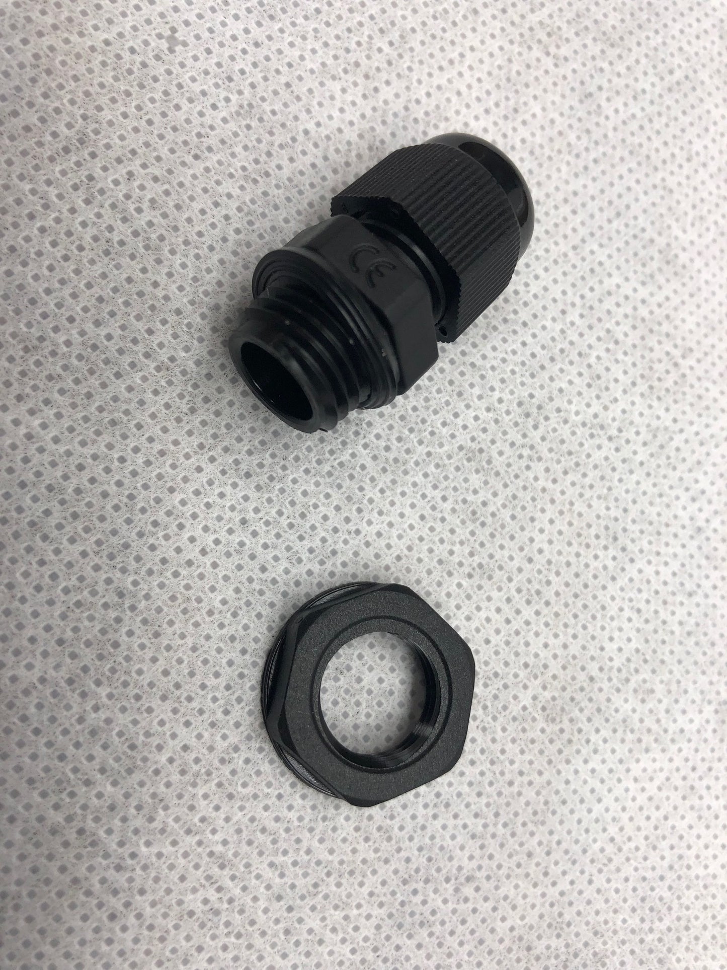 Liquid Tight NPT Cable Glands for 1/4in Cable (BLACK)