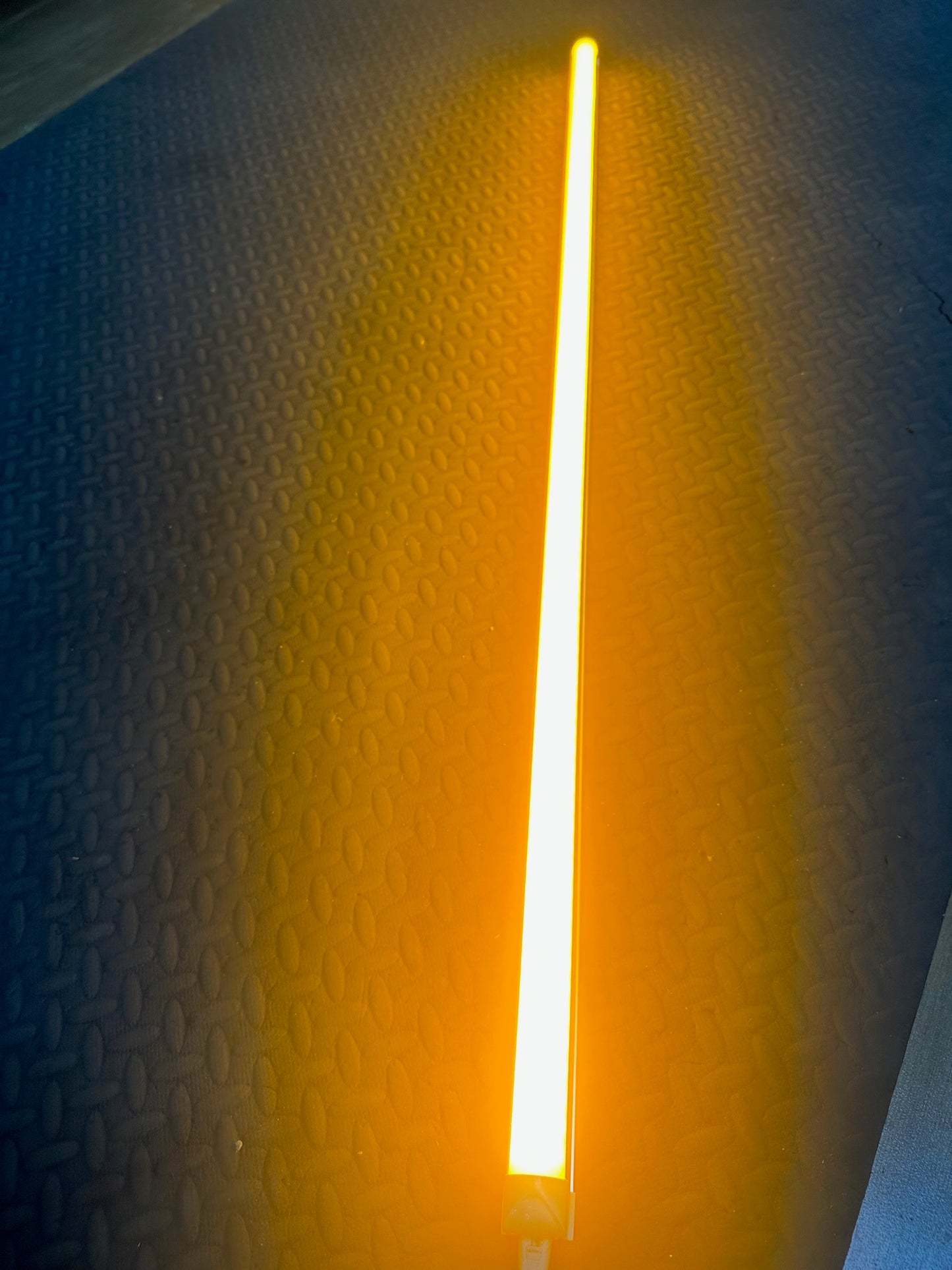 YELLOW Linkable LED T8 4ft 72w 8,827 Lumen FROSTED LENS (NO RF) Quad-Row w/Mounting Hardware